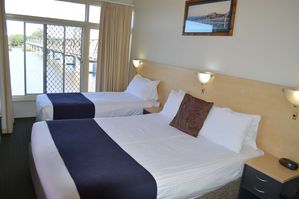 Standard Twin Room | Standard Twin Room | Riverside Twin Room